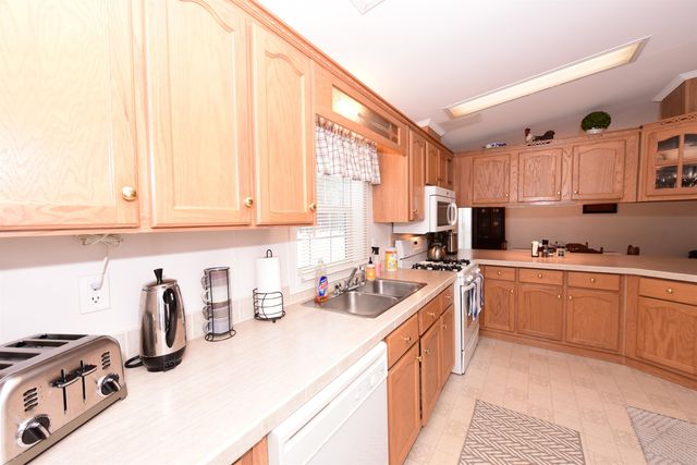 167 Blake Hill Road, Conway, NH 03813