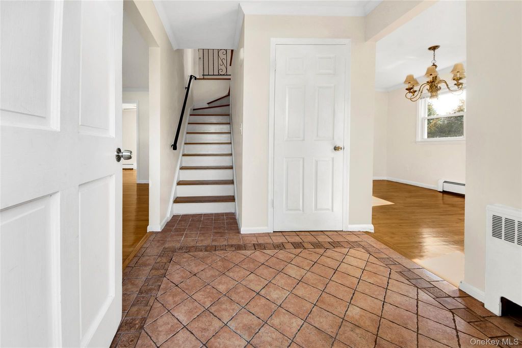 355 5th Avenue, New Rochelle, NY 10801 — photo 2