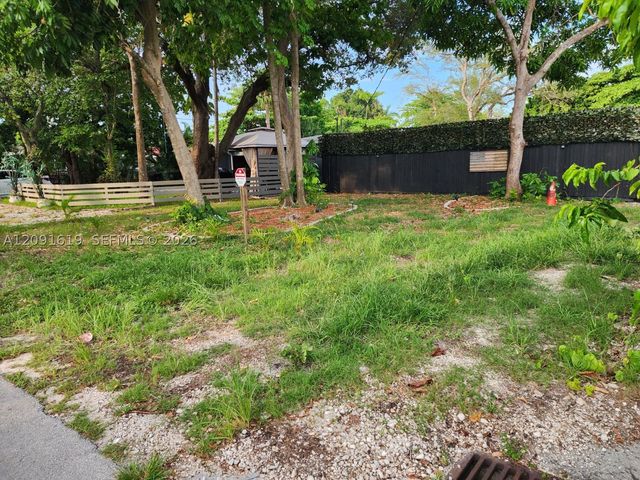 1872 SW 29th Ave, Fort Lauderdale, FL 33312