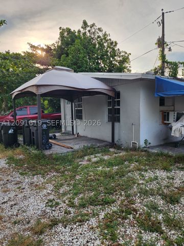 1872 SW 29th Ave, Fort Lauderdale, FL 33312