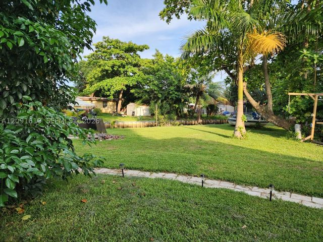 1872 SW 29th Ave, Fort Lauderdale, FL 33312