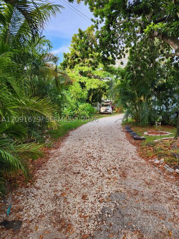 1872 SW 29th Ave, Fort Lauderdale, FL 33312