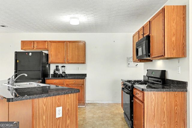 135 Rankin Circle, Mcdonough, GA 30253