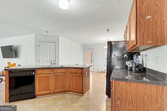 135 Rankin Circle, Mcdonough, GA 30253