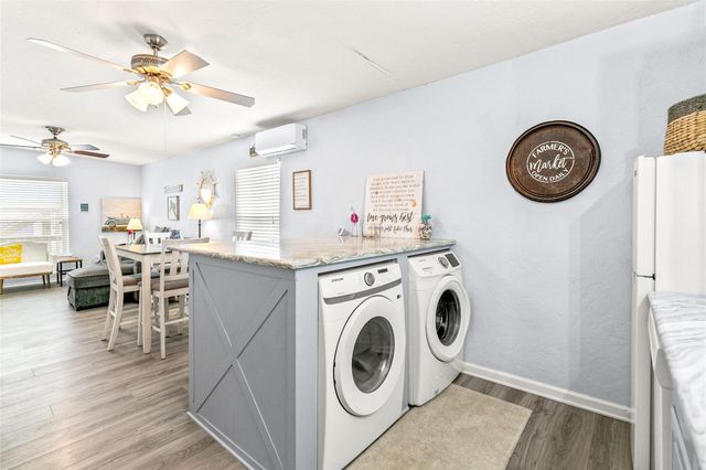 222 Ocean Avenue, Surfside Beach, TX 77541