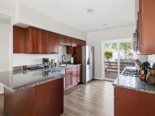 59 bourne Avenue, East Providence, RI 02916