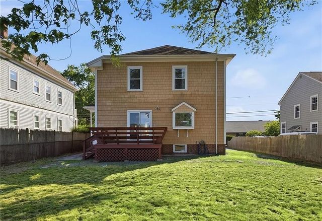 59 bourne Avenue, East Providence, RI 02916