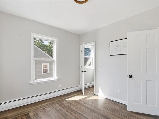 59 bourne Avenue, East Providence, RI 02916