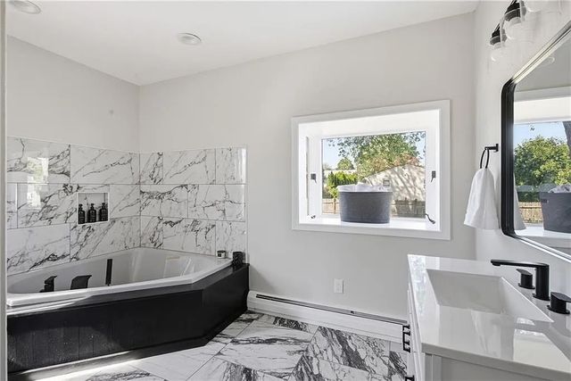 59 bourne Avenue, East Providence, RI 02916