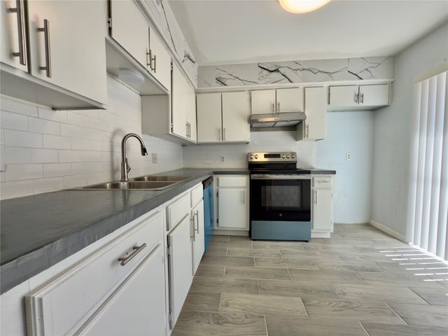 145 Trellis Place, Richardson, TX 75081