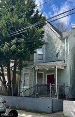 207 N 4Th St, Paterson City, NJ 07522
