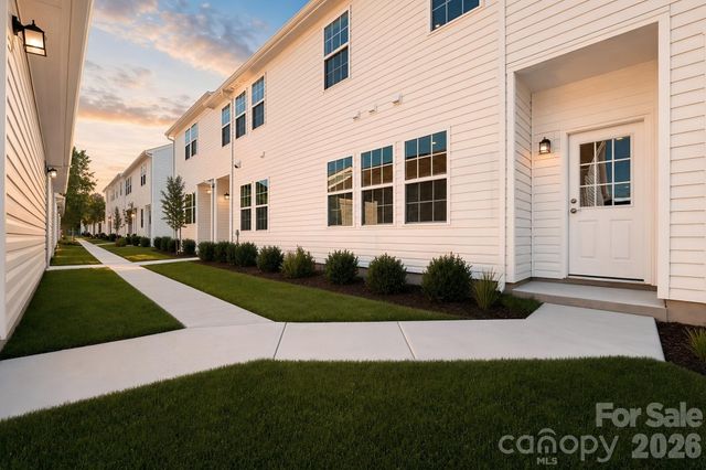 9443 Old Dowd Road 162, Charlotte, NC 28214