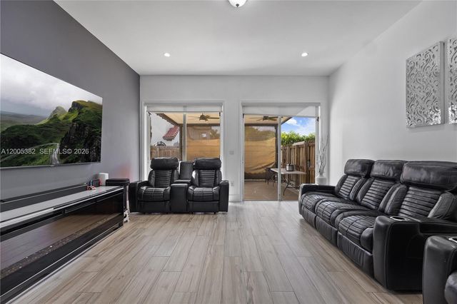 8218 SW 163rd Pl 8218, Miami, FL 33193