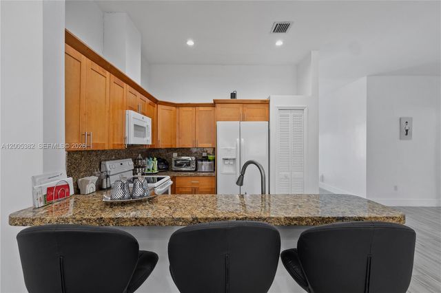 8218 SW 163rd Pl 8218, Miami, FL 33193