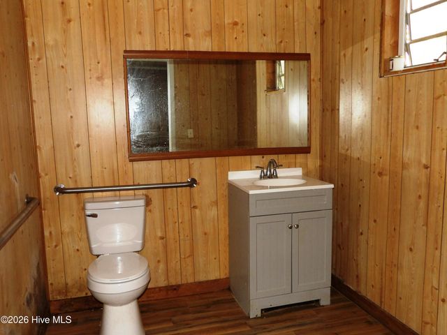 1113 Woodrow Street S, Wilson, NC 27893