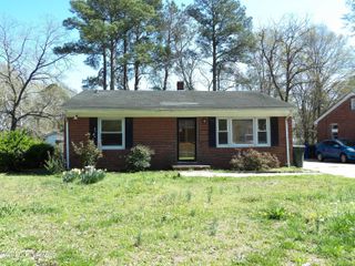 1113 Woodrow Street S, Wilson, NC 27893