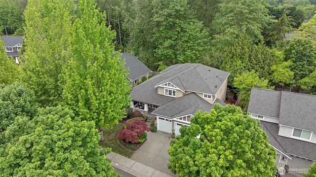 1021 271st Avenue SE, Sammamish, WA 98075