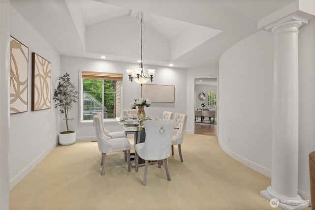 1021 271st Avenue SE, Sammamish, WA 98075