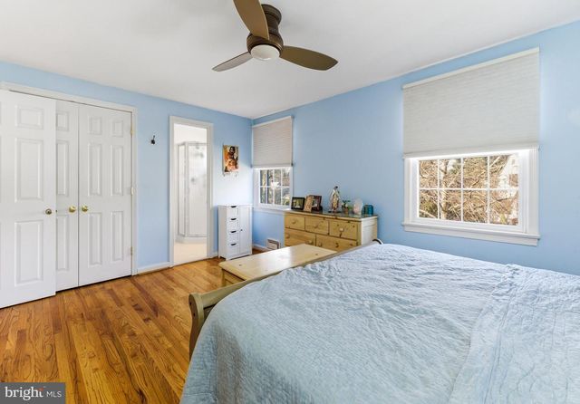 656 E GREENMAN RD, Haddonfield, NJ 08033