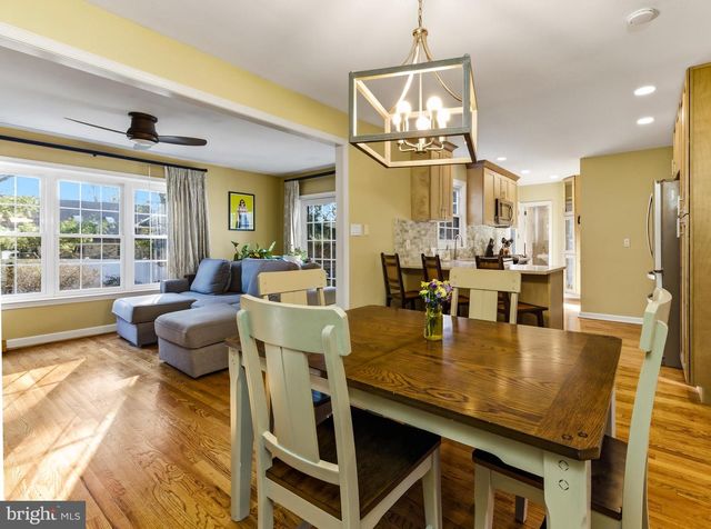 656 E GREENMAN RD, Haddonfield, NJ 08033