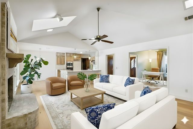 4212 Lake Vista Drive, Benbrook, TX 76132