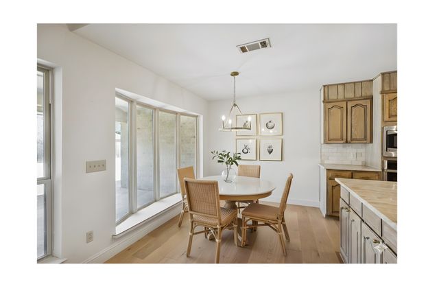 4212 Lake Vista Drive, Benbrook, TX 76132