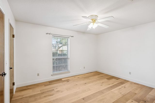 4212 Lake Vista Drive, Benbrook, TX 76132