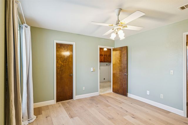 4212 Lake Vista Drive, Benbrook, TX 76132