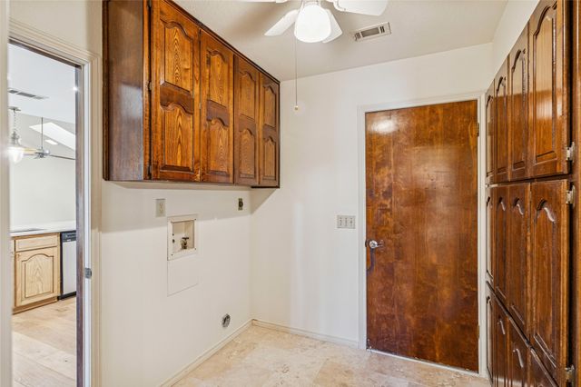 4212 Lake Vista Drive, Benbrook, TX 76132