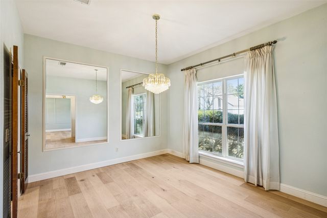 4212 Lake Vista Drive, Benbrook, TX 76132