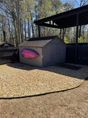 3900 Westmoreland Drive, Kennesaw, GA 30144