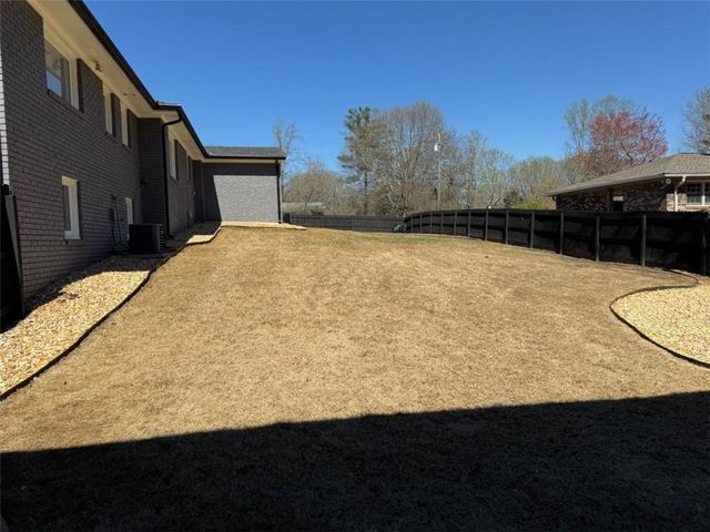 3900 Westmoreland Drive, Kennesaw, GA 30144