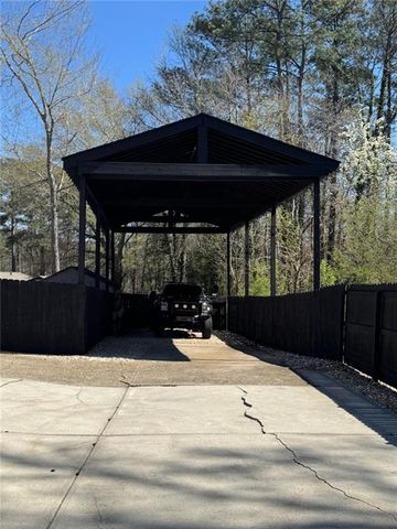 3900 Westmoreland Drive, Kennesaw, GA 30144