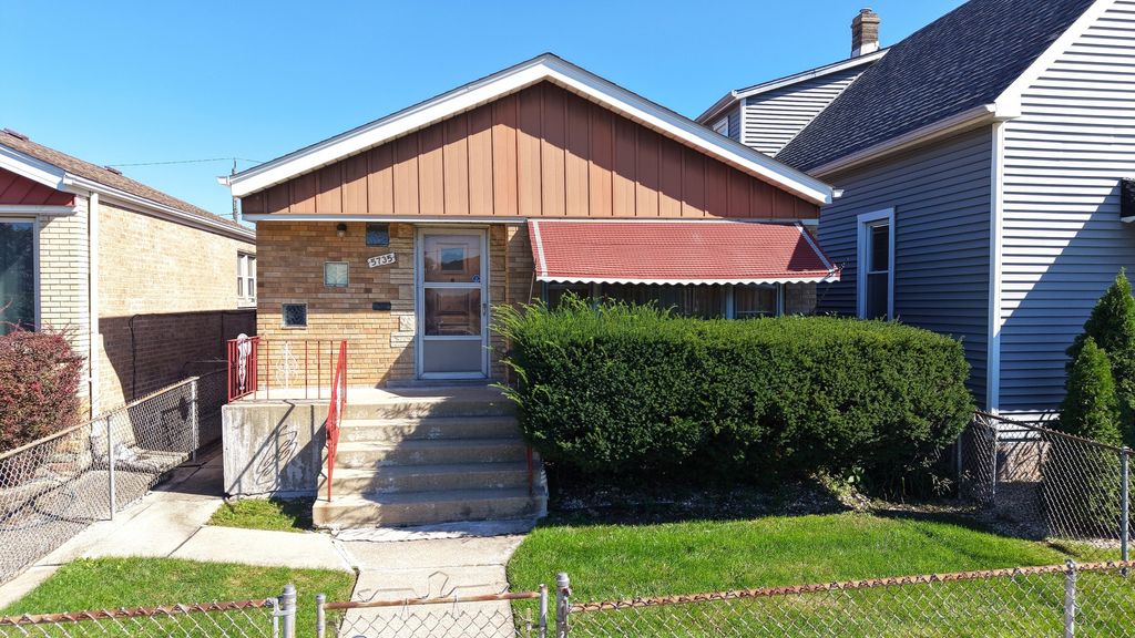 5735 S Moody Avenue, Chicago, IL 60638 — photo 2