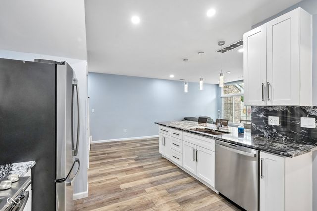 256 Strand Lane C, Avon, IN 46123