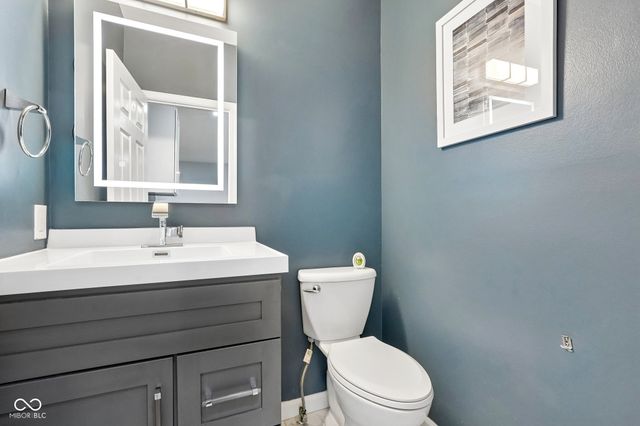 256 Strand Lane C, Avon, IN 46123