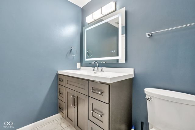256 Strand Lane C, Avon, IN 46123