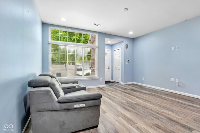 256 Strand Lane C, Avon, IN 46123