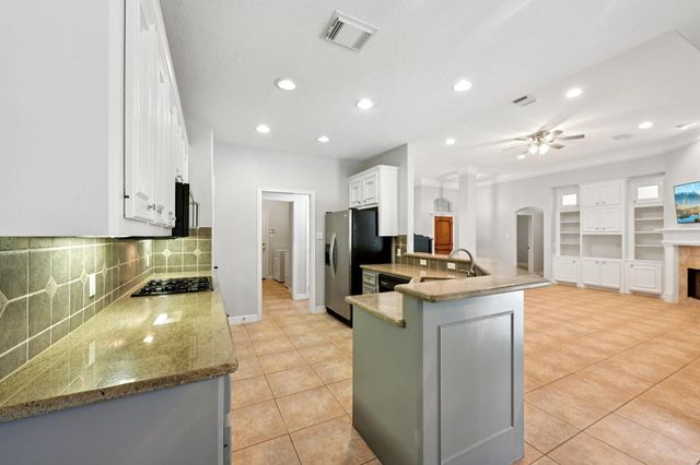 7187 Edgewater Drive, Willis, TX 77318