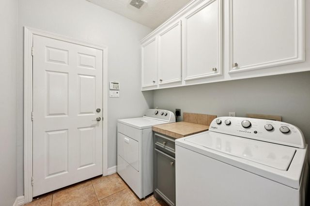 7187 Edgewater Drive, Willis, TX 77318