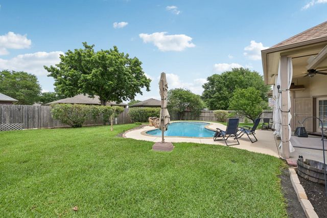7187 Edgewater Drive, Willis, TX 77318