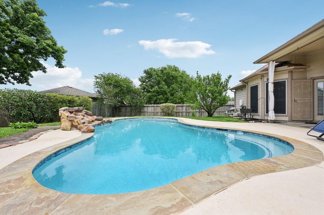 7187 Edgewater Drive, Willis, TX 77318