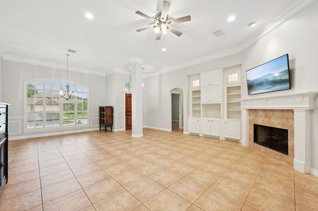 7187 Edgewater Drive, Willis, TX 77318