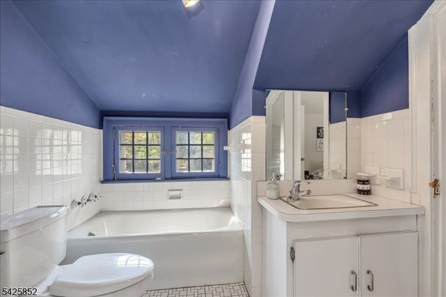 754 Dixie Ln, Plainfield City, NJ 07062