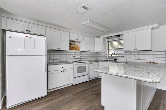 11440 E BLUE COVE DRIVE, Dunnellon, FL 34432