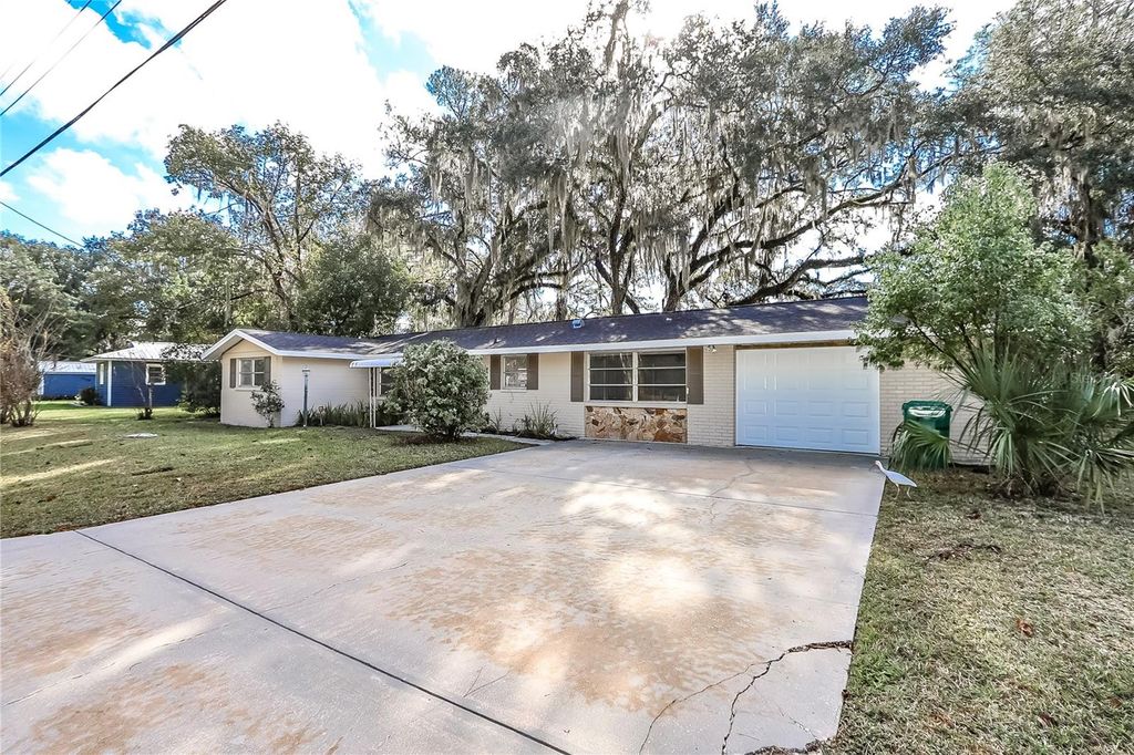 11440 E BLUE COVE DRIVE, Dunnellon, FL 34432