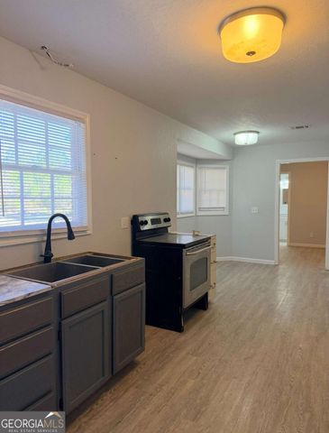 2993 Golden Isle E, Baxley, GA 31513