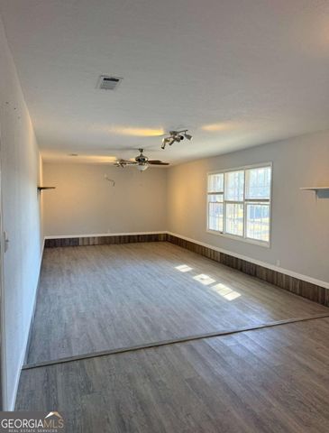 2993 Golden Isle E, Baxley, GA 31513