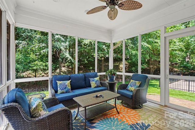 6128 Lake Providence Lane, Charlotte, NC 28277