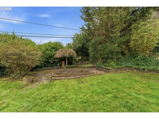 706 W B St., Rainier, OR 97048